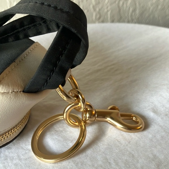 Coach: Brown & Cream Mini Backpack Bag Charm/Keychain - Picture 5 of 16